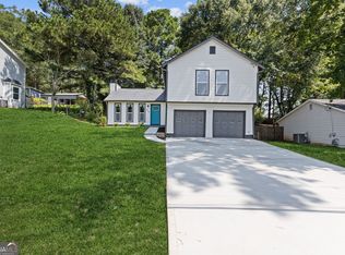 849 Cadet Ct NW, Lilburn, GA