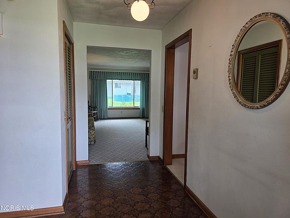 3rd image of 640 Prospect St