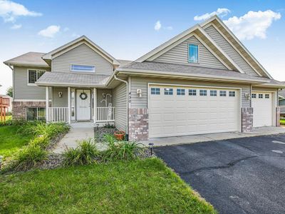 450 Elena Ln, Saint Joseph, MN, 56374