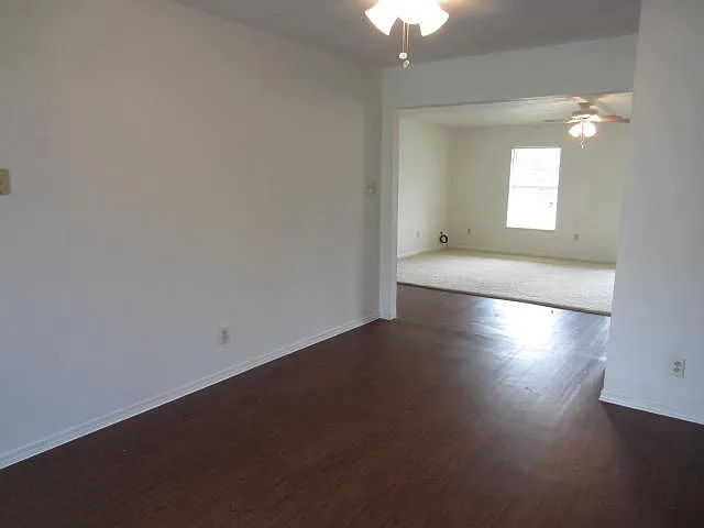 7706 Meadowview Ln — Photo 7