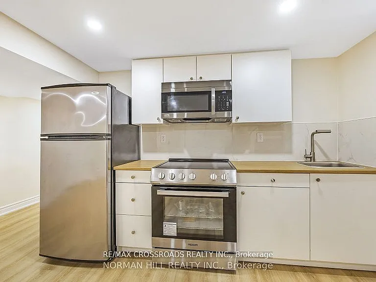 3 Christina Cres #- BASEMENT — Photo 5