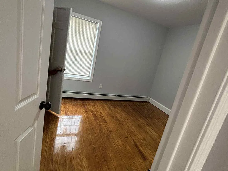 1239 Social St #2 — Photo 8
