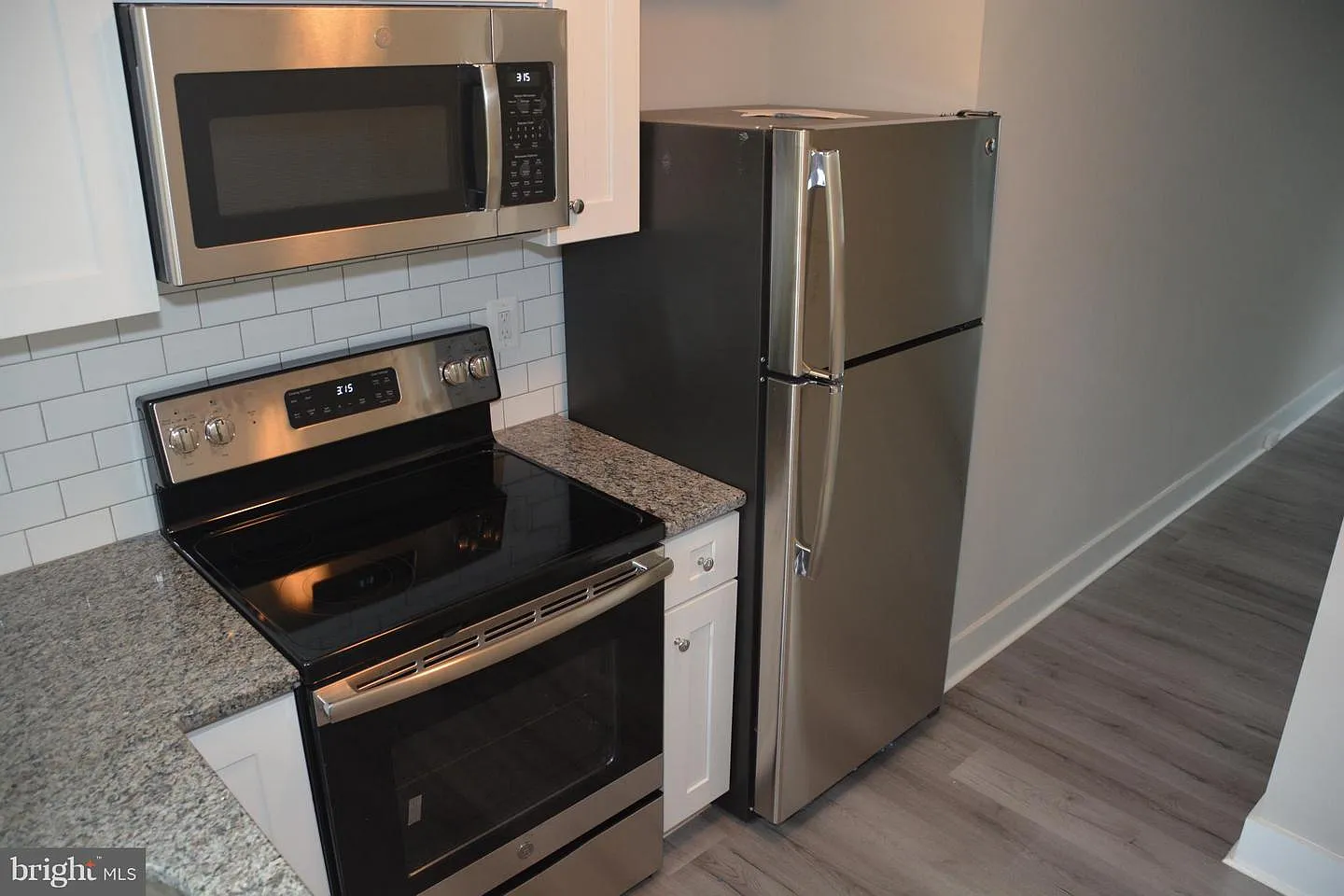 1 bed, 1.0 bath, $1,450 — Photo 2