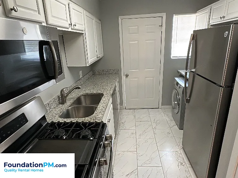 267 Greenlaw Ave — Photo 7