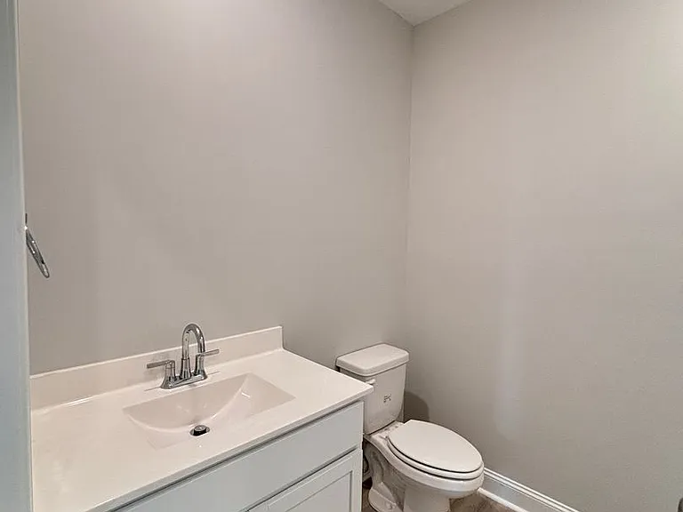 302 Hillview Mills Blvd — Photo 11