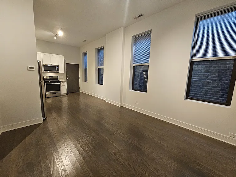 951 W Armitage Ave #2R — Photo 10