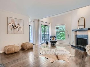 51 Forrest Pl, Sandy Springs, GA 30328