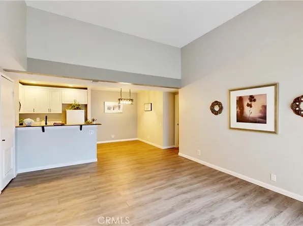 2266 Denair Ave APT 322, Highland, CA 92346