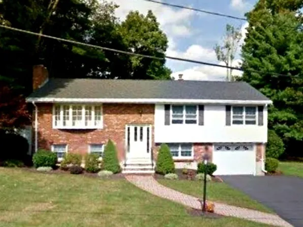 18 Mary Lou Ter, Saugus, MA 01906