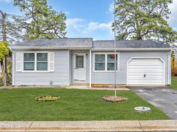 35 Churchill Road #71, Whiting, NJ 08759