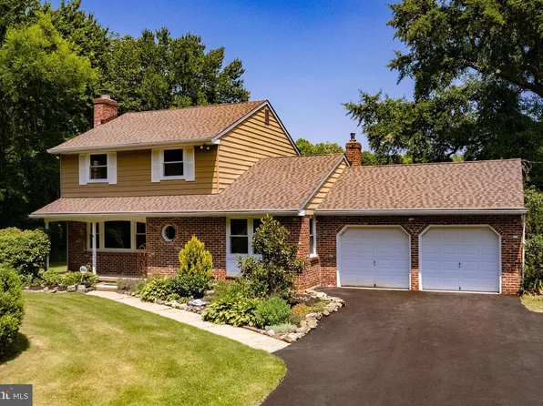 104 Gilbert Rd, Bordentown, NJ 08505