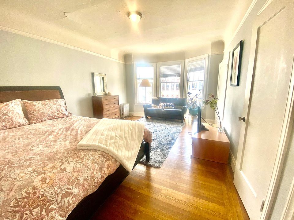 1st image of 75 Capra Way APT 201