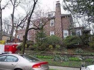 18739 87th Rd, Jamaica, NY 11432