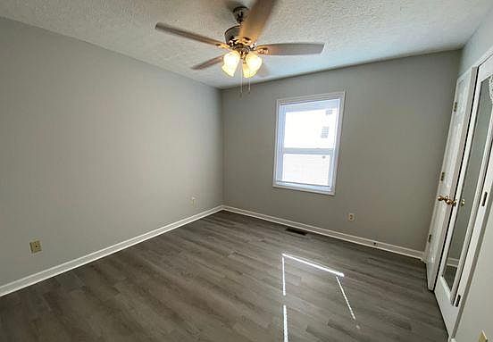5th image of 216 Amy Ct APT A