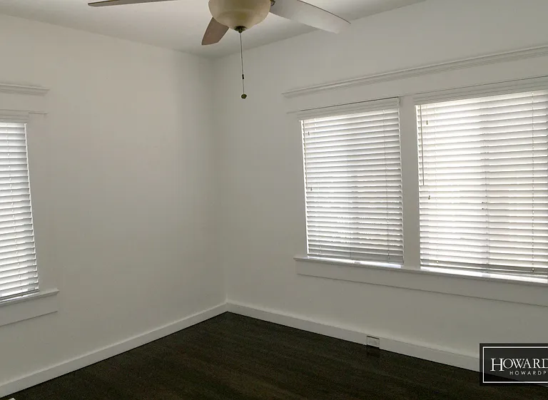 513 E Broadway — Photo 9
