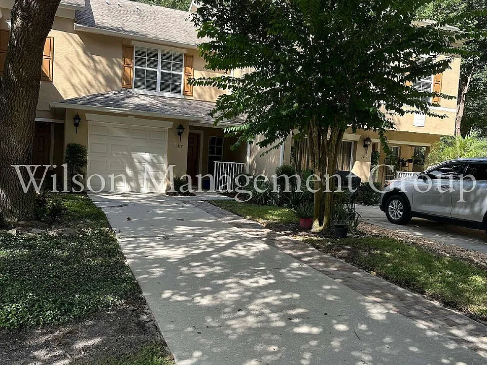 187 Sterling Springs Ln