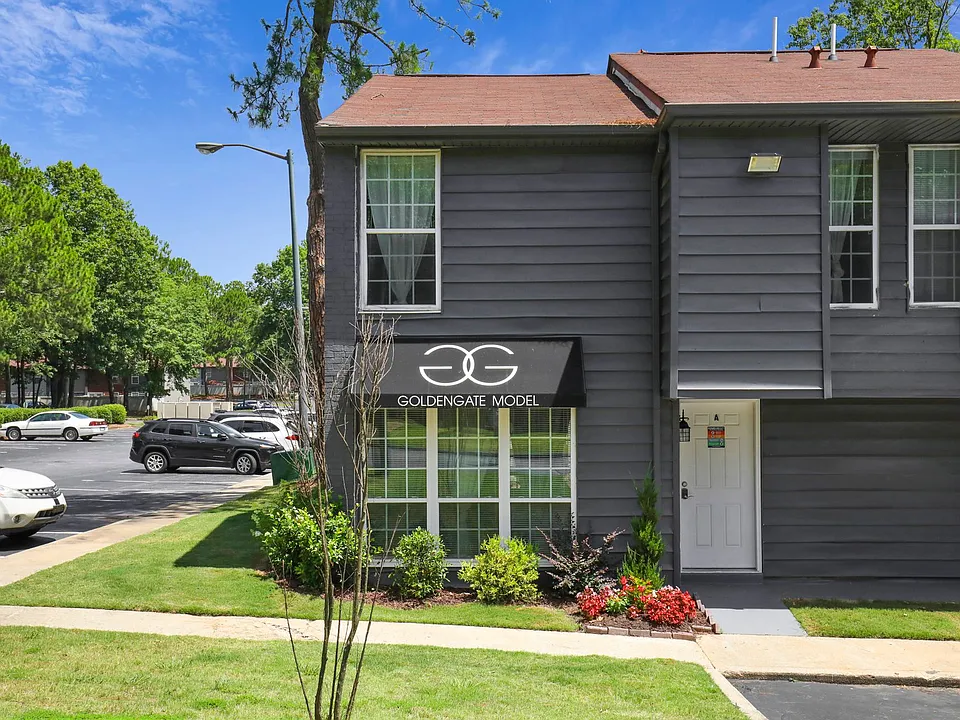 Golden Gate Townhomes
