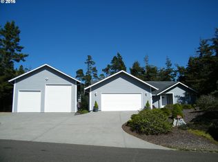 87792 Limpit Ln, Florence, OR 97439