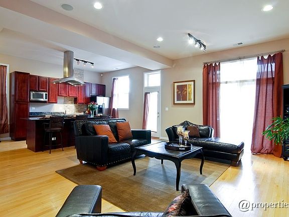 Living Room/Dining Room