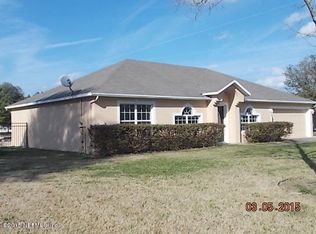 54709 Spring Lake Dr, Callahan, FL 32011