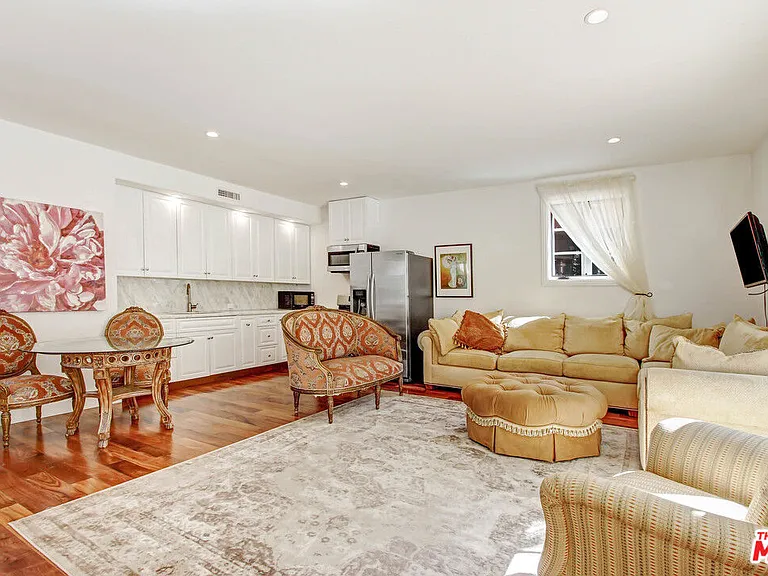 725 N Foothill Rd — Photo 42