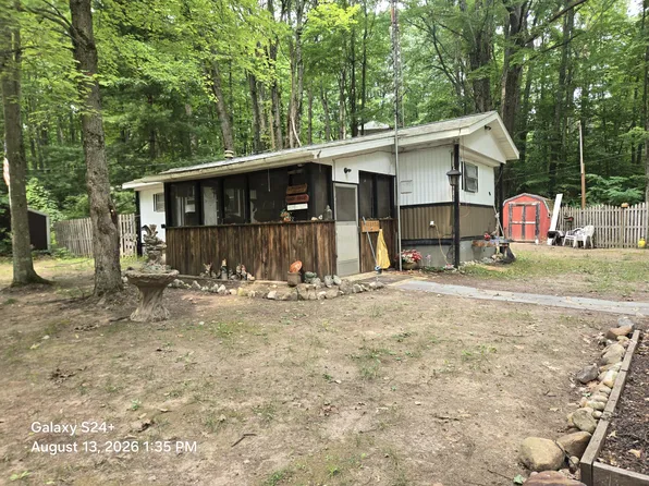 6384 E Ridge Ave, Fountain, MI 49410