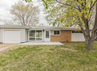 1214 Crescent Dr, Salina, KS 67401