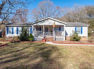 1827 Woodrow Ave, Eden, NC 27288
