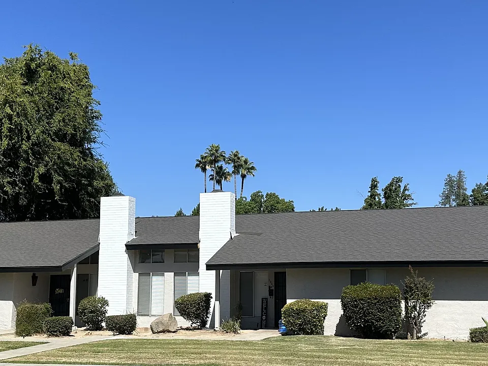 Building Photo 3