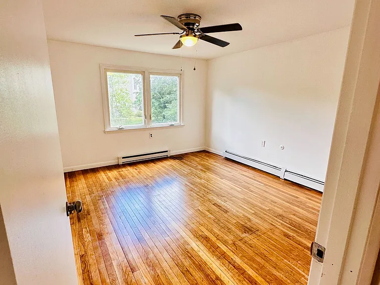 147 State St #7 — Photo 8