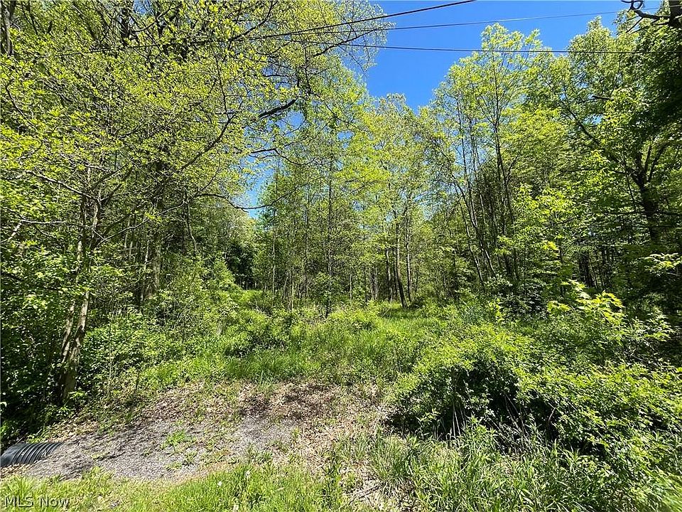 2nd image of Queen Rd