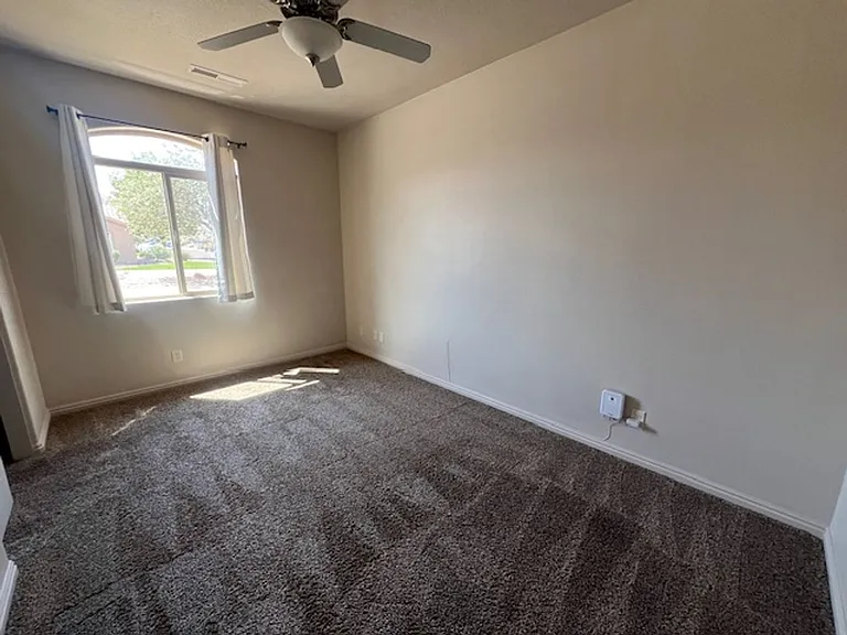 441 N 2480 W — Photo 9