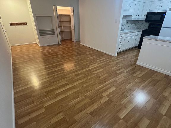 2nd image of 1714 Herault Pl APT H