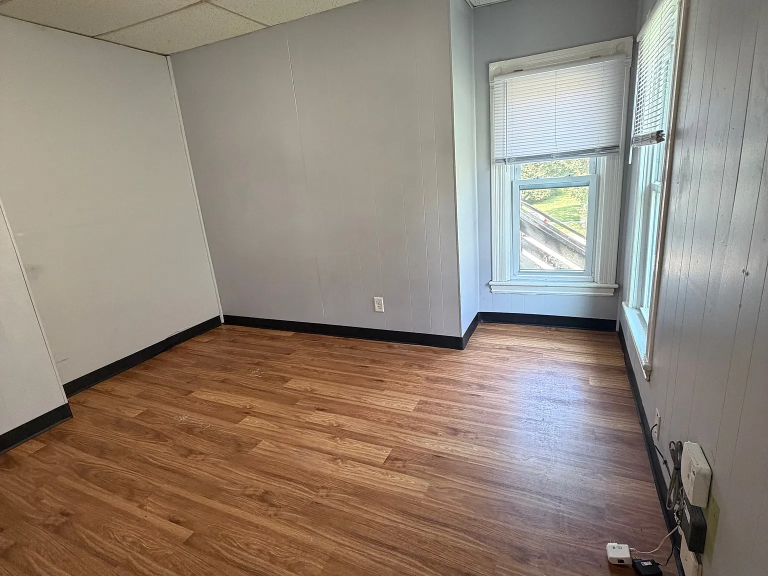 914 Washington Street - 3 — Photo 2