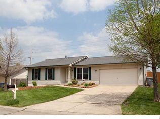 1270 White Hawk Dr, O'Fallon, MO