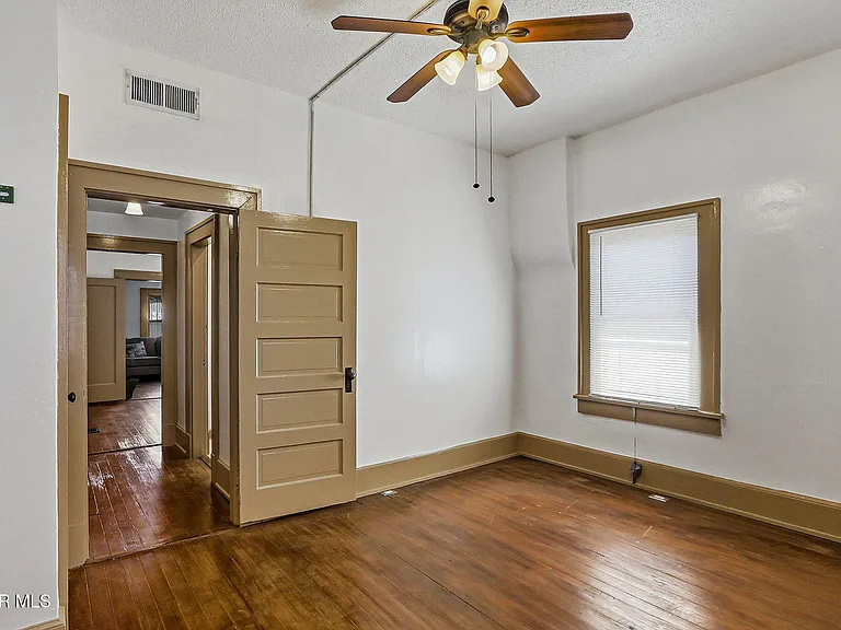1546 Upson Dr — Photo 10