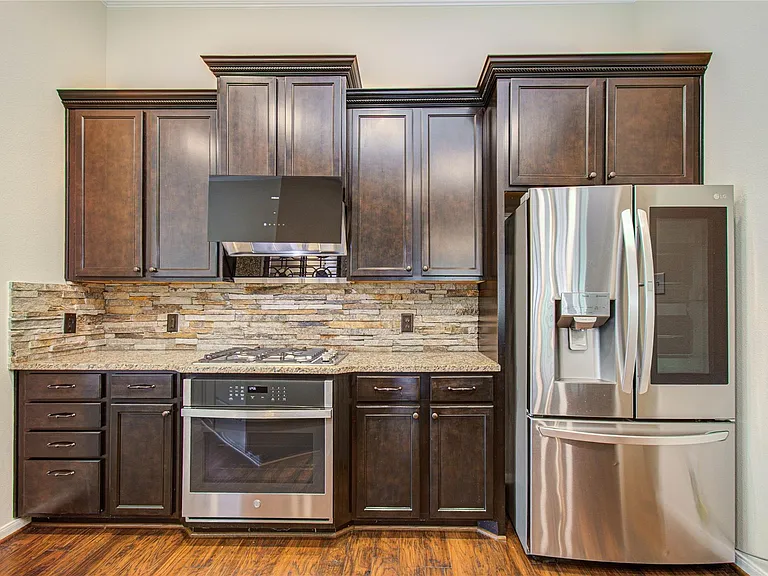 28666 Pleasant Forest Dr — Photo 19