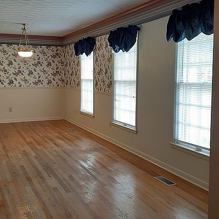 Living/dining room