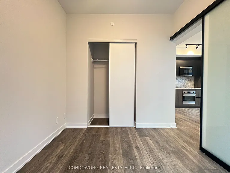 108 Peter St #816 — Photo 11