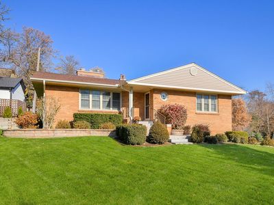 522 Deerpath Rd, Glen Ellyn, IL, 60137