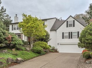 5637 SW Kruse Ridge Dr, Portland, OR 97219