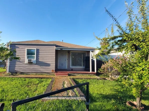 2027 W Acacia St, Stockton, CA 95203