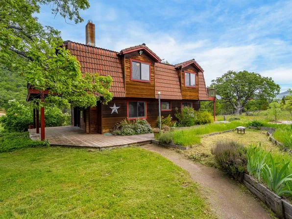 180 Beacon Hill Ln, Ashland, OR 97520