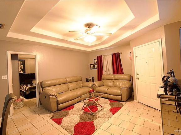 3rd image of 1721 Oasis Dr