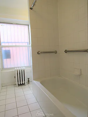 Rented by City Connections Realty | media 7