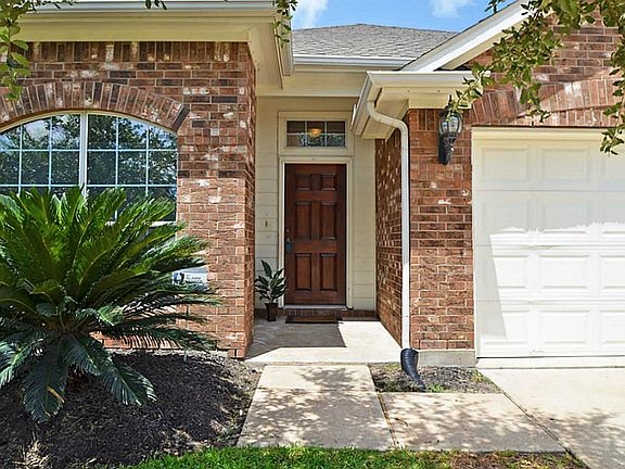 2nd image of 14623 Lothbury Dr