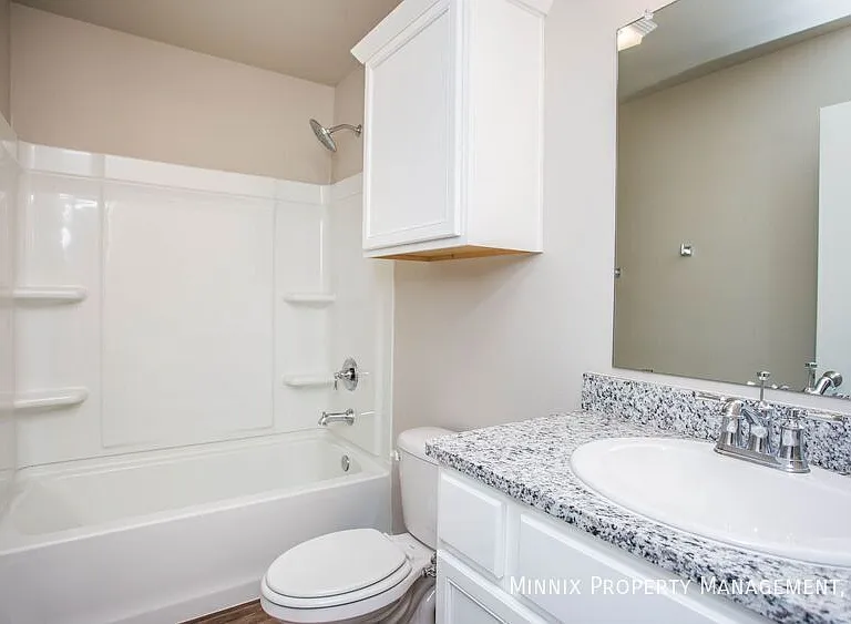 2150 Kirksey Ave — Photo 5