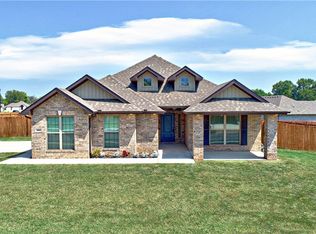 441 Fox Cir, Pea Ridge, AR 72751