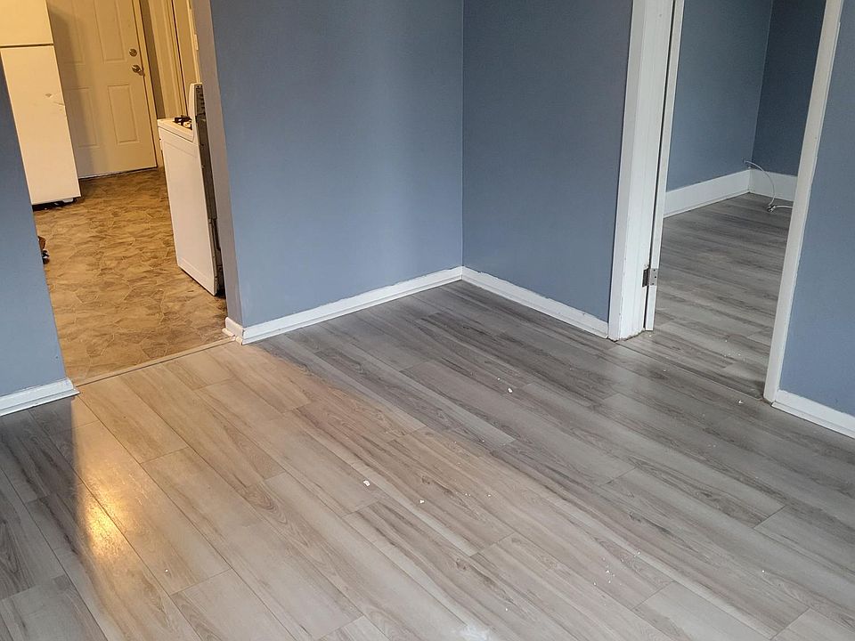 1st image of 3928 Elm St Unit 2