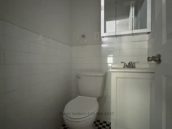 152 Parkside Avenue image 10 of 11